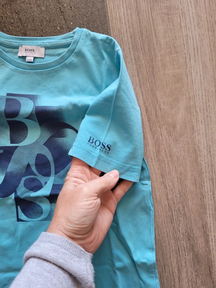 Tee-shirt Hugo Boss 6 ans - photo numéro 3