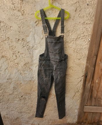 Salopette slim noir troué
