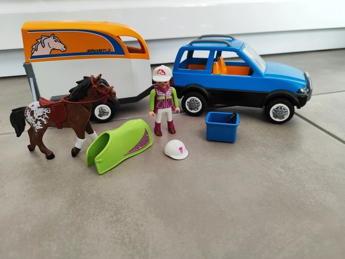 Voiture avec remorque et cheval Playmobil 5223 - photo numéro 3