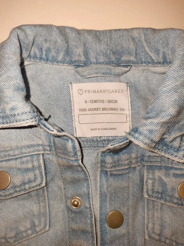 Veste en jean excellent état 9-12 mois Primark - photo numéro 5