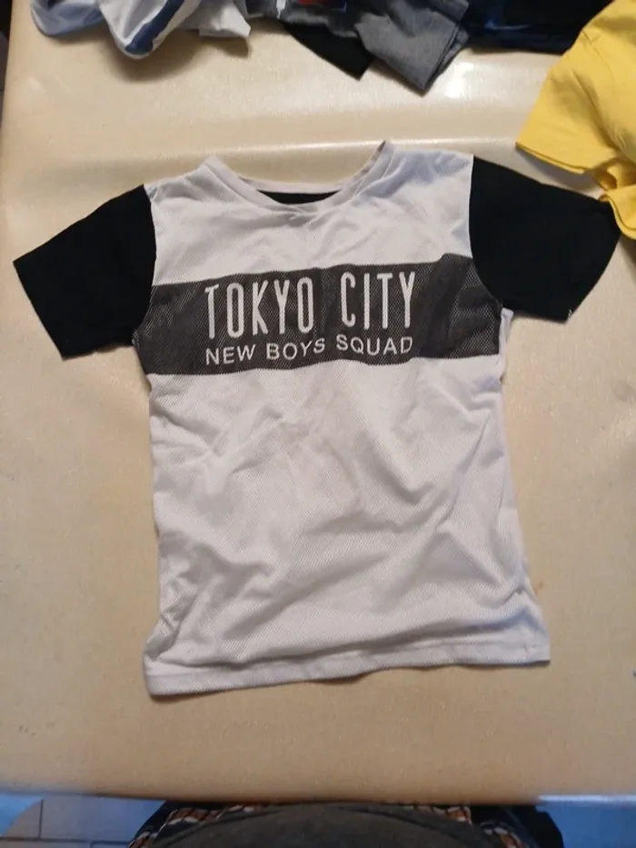 Lot 6 tee-shirts - photo numéro 4