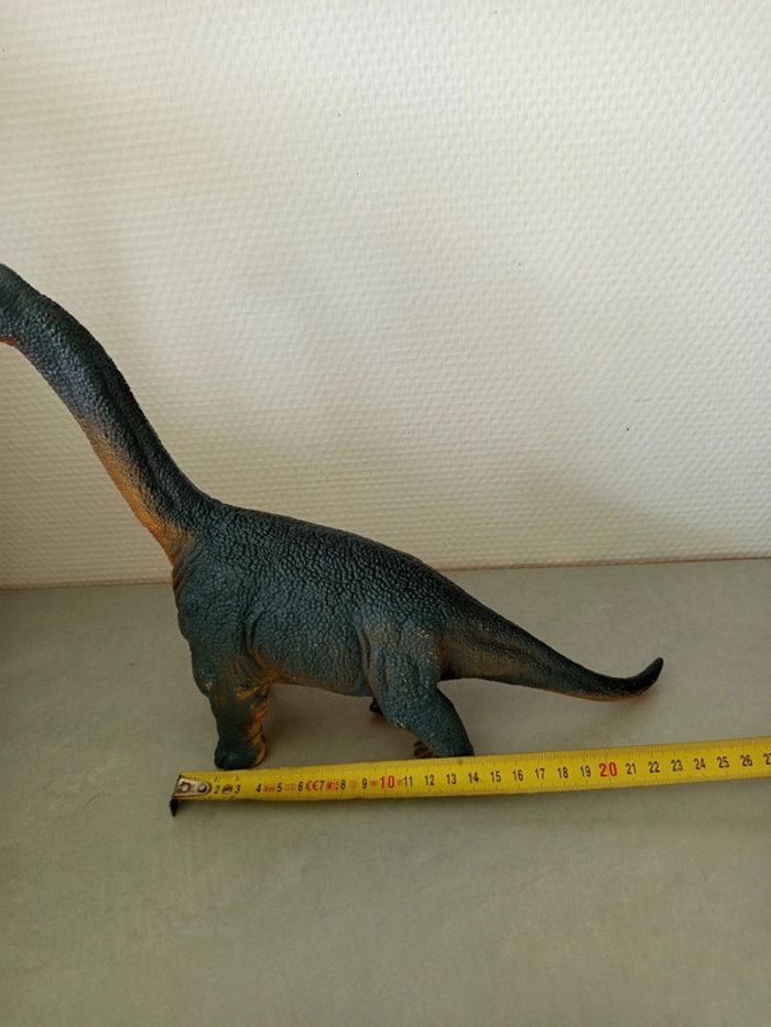 Grand dinosaure - photo numéro 6