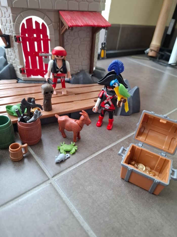 Île des pirates Playmobil - photo numéro 2