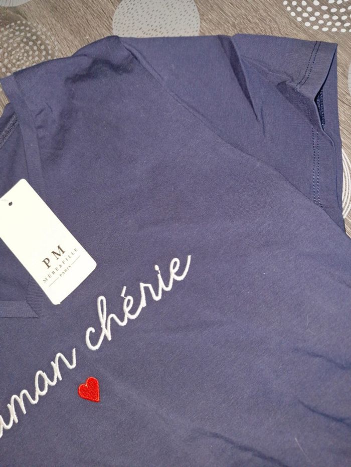 Tee shirt neuf - photo numéro 3
