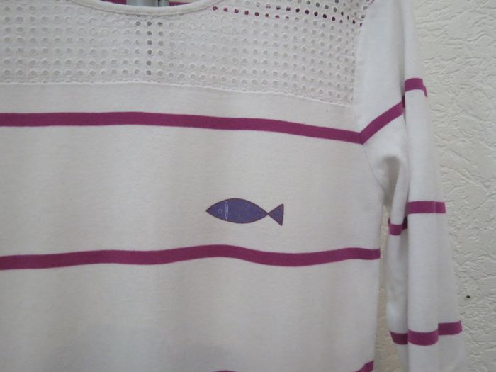 Pull / marinière Mise au Green – blanc rayé framboise – détails ajourés – T5😍 - photo numéro 5