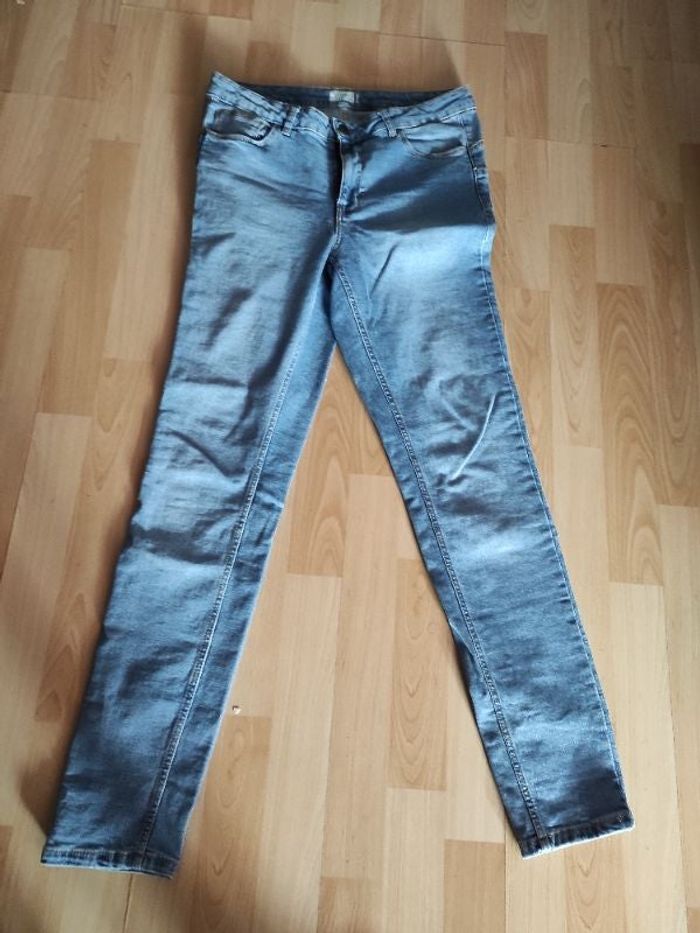 Jean skinny Kiabi 40/30l neuf jamais porté