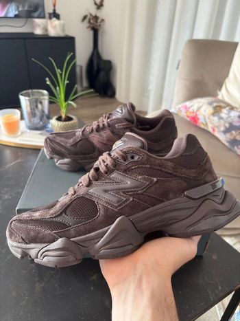 New balance 9060 chocolat 41,5