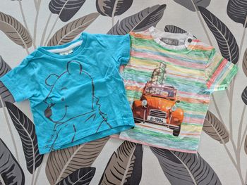 Lot 2 t-shirt