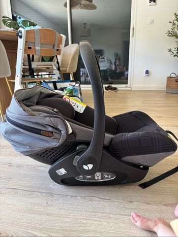 Cosy + base isofix Joie