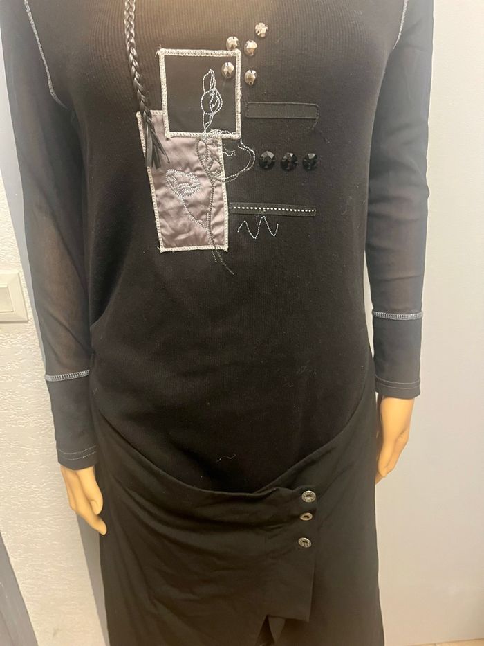 Robe noire Lewinger - photo numéro 2