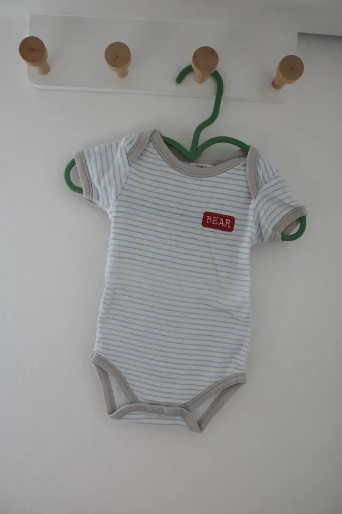 Lot bodies été garçon sans marque 3 mois - photo numéro 5