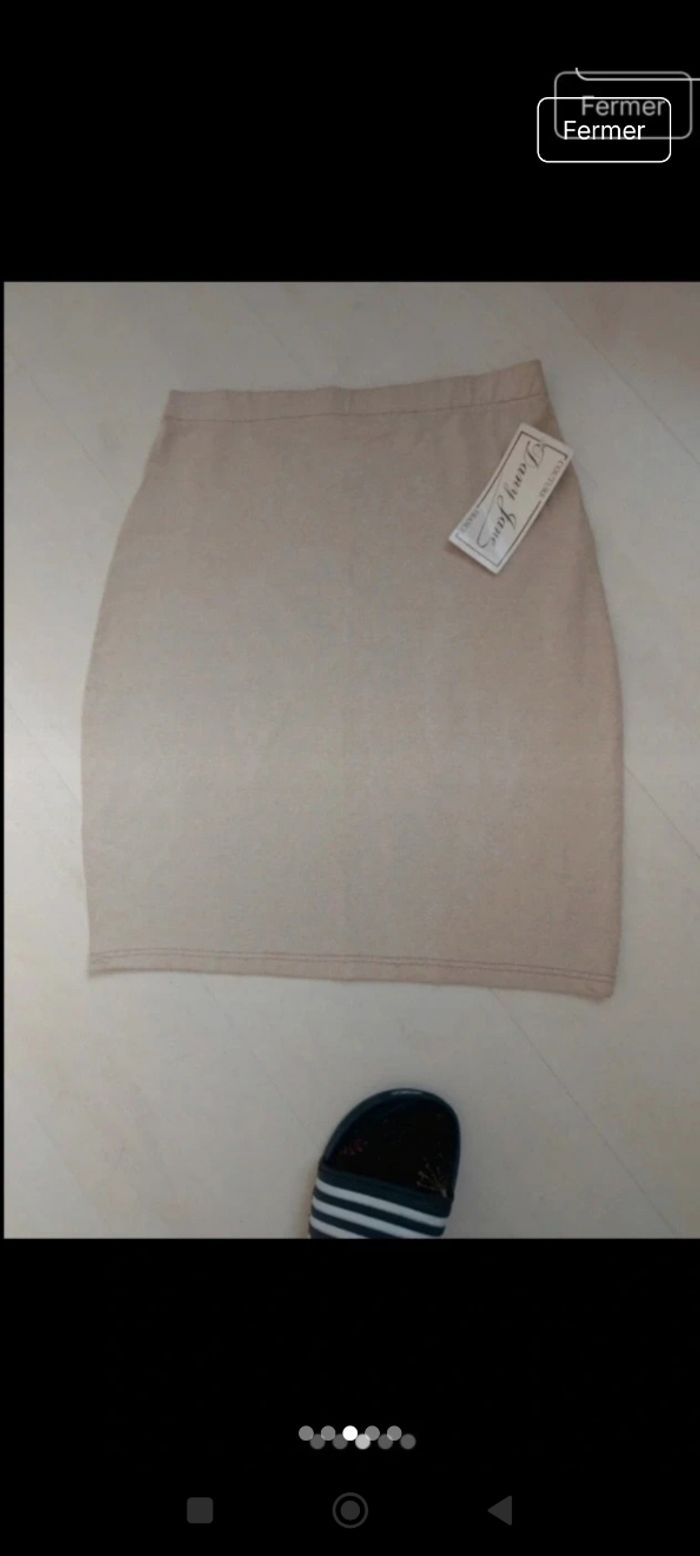 Jupe Taille S Neuve Étiquetée marque Dany Jane Couture - photo numéro 3
