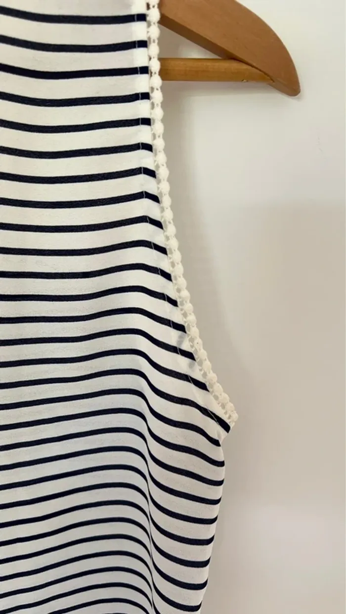Debardeur marinière forme marcel avec broderie crochet - photo numéro 4