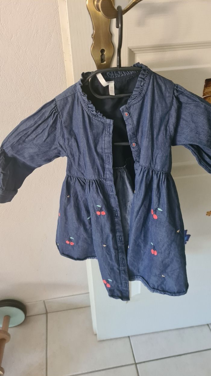 Lot vêtements 18 mois filles - photo numéro 4