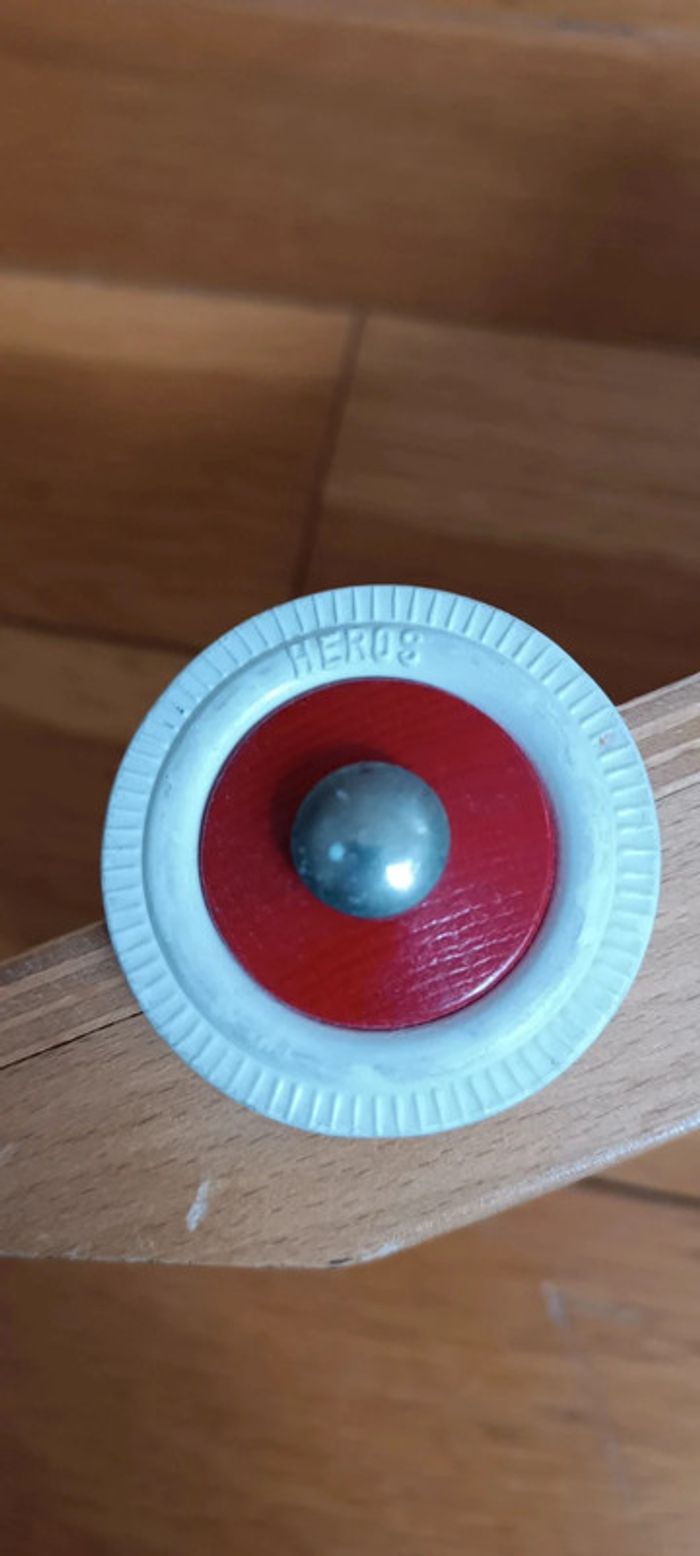 Grosse voiture en bois - photo numéro 7