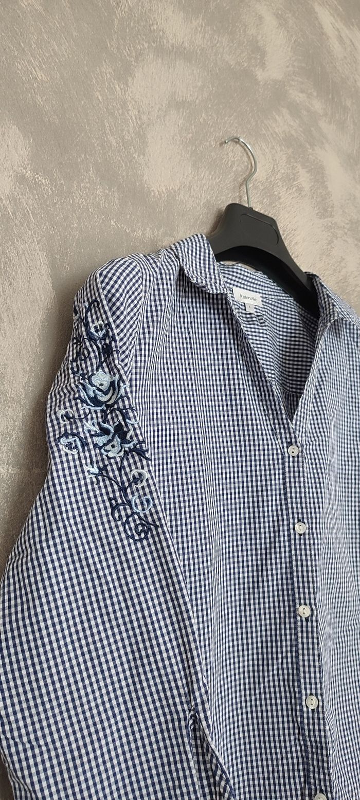 Blouse Antonelle taille 4 - photo numéro 2