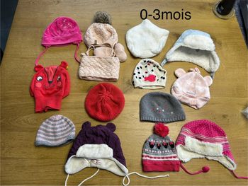 Bonnets et chapeaux 0-3 mois