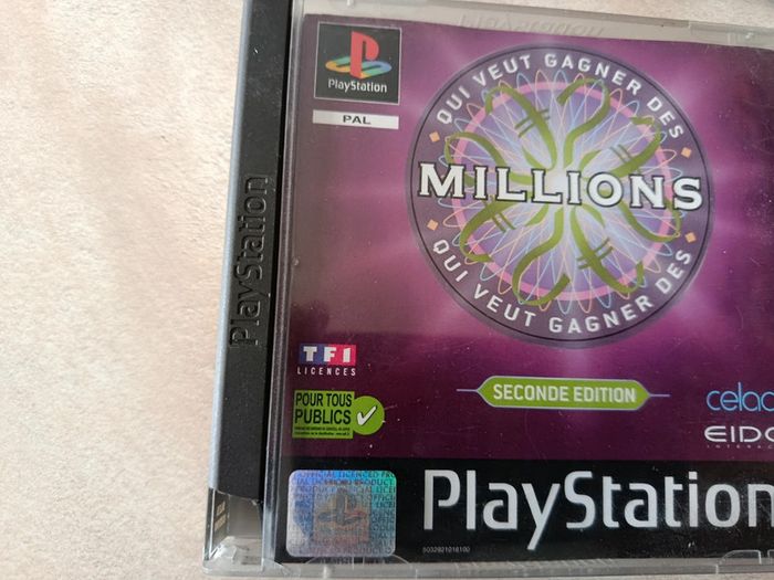 Console Playstation 1 avec jeux manettes câbles - photo numéro 9