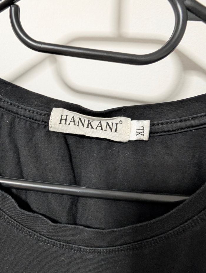 🌸 Femme 🌸 T-shirt noir motif chat sequins – Taille XL Bon état – dessin légèrement craquelé - photo numéro 2