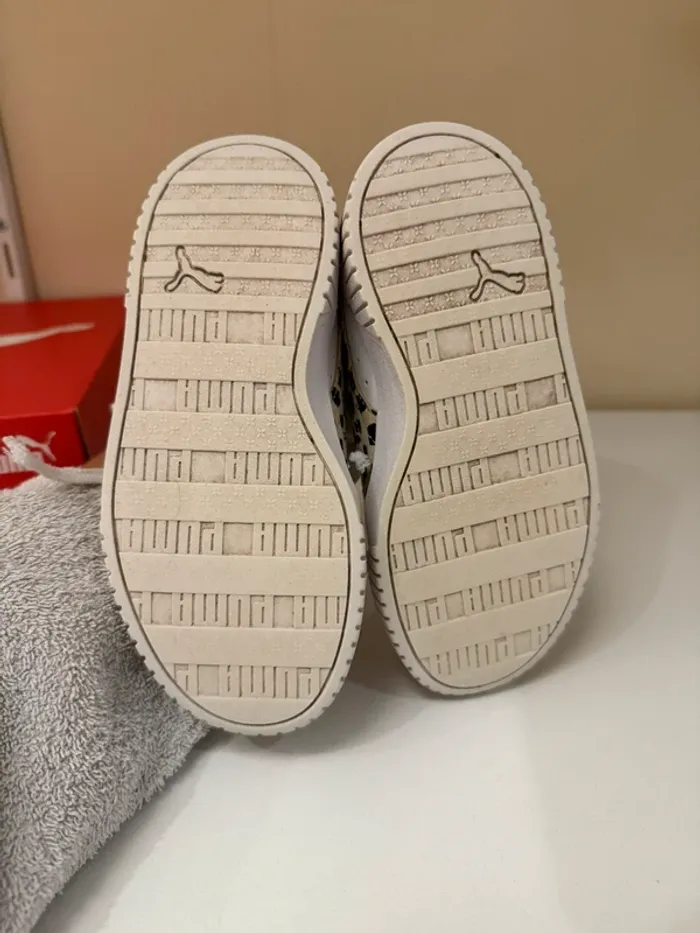 Basket Puma taille 29 - photo numéro 3