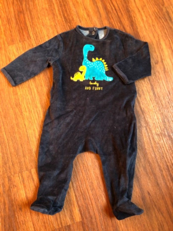 Pyjama dinosaure 6 mois