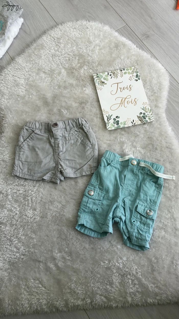 Lot 2 shorts 3 mois