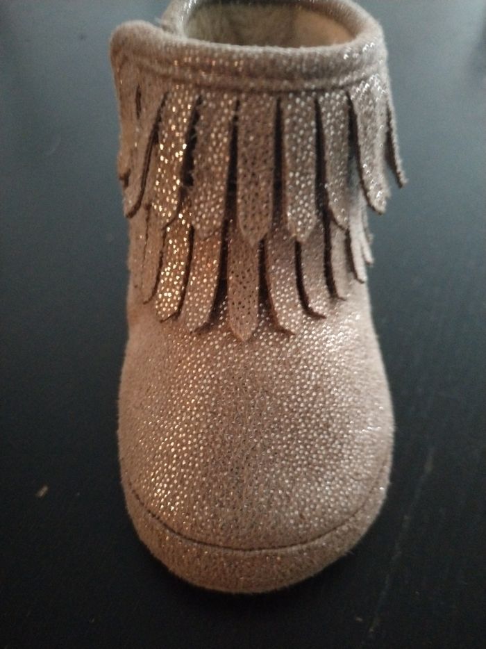 Chaussure bébé - photo numéro 2