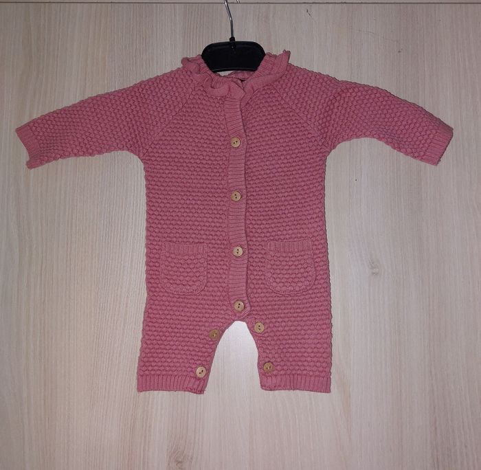 Grenouillere tricot bébé T : 1 mois