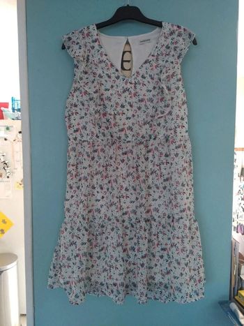 Robe cache cache fleurie brillante taille m