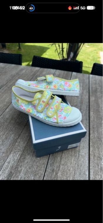 Baskets Jacadi 33 neuves 