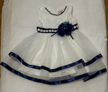 Robe festive pour bébé