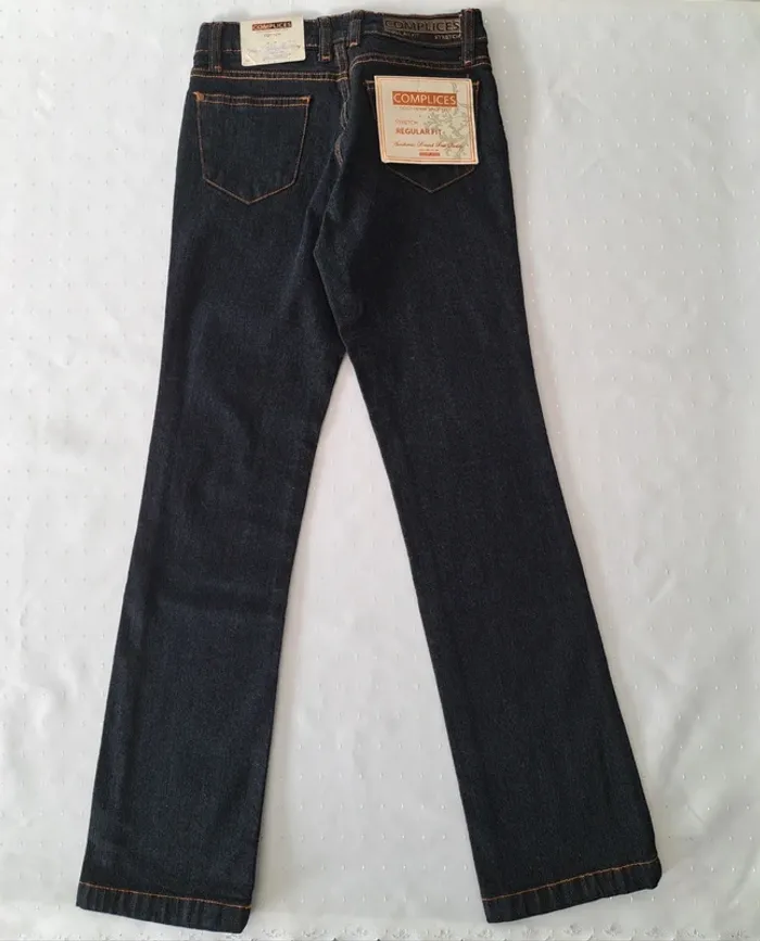 Jean Neuf Etiqueté marque COMPLICES Taille 30 (9-10 ans) - photo numéro 3