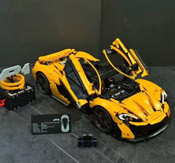 LEGO® Technic – McLaren P1 | 42172