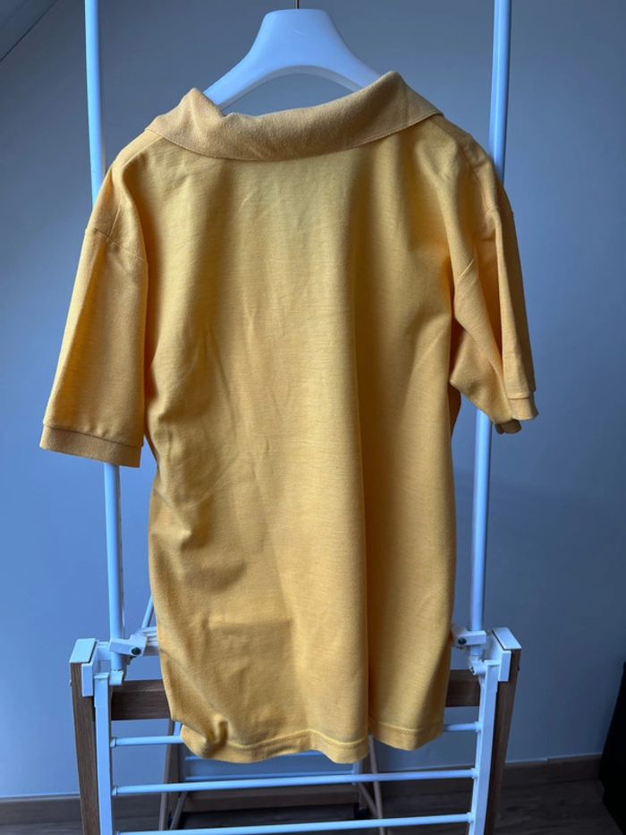 Polo jaune taille M très bon état - photo numéro 2
