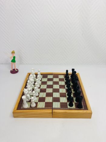 Jeu d’échecs magnétique pliable