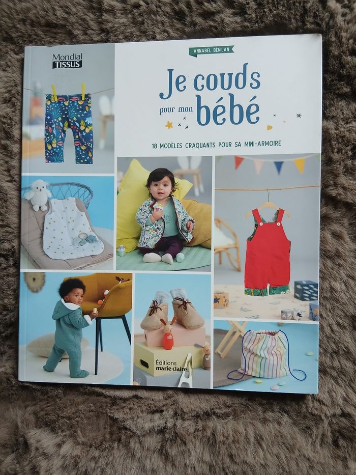 Neuf: Livre "18 créations à coudre pour bébé" - photo numéro 1