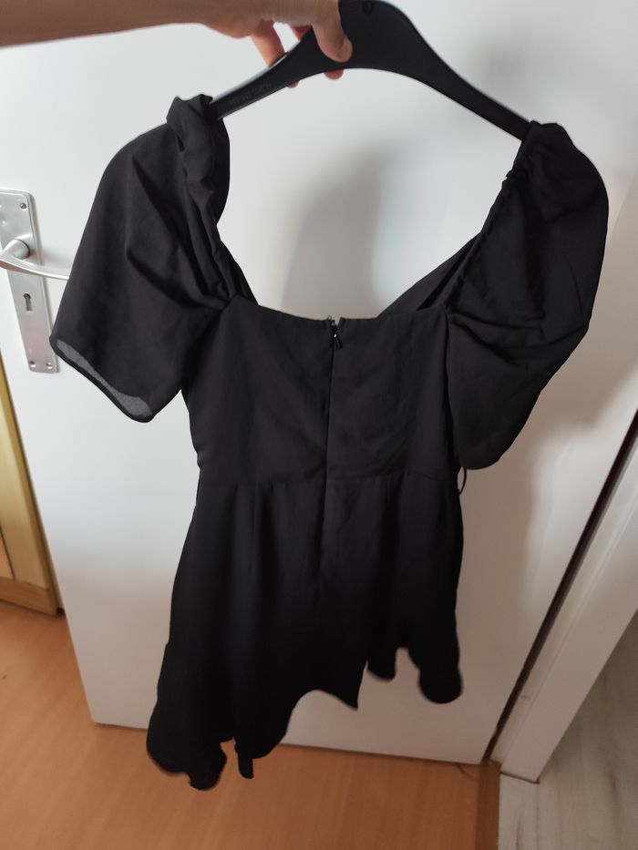 Robe neuve 36 - photo numéro 4