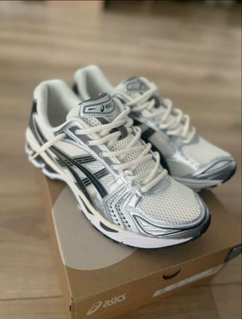 Asics kayano 14 grise 40