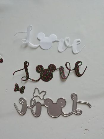 Matrice de découpe en métal NEUVE