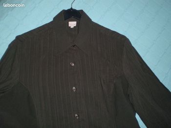 chemise marron foncé , t 44 extensible de qualité INFLUX NEUF