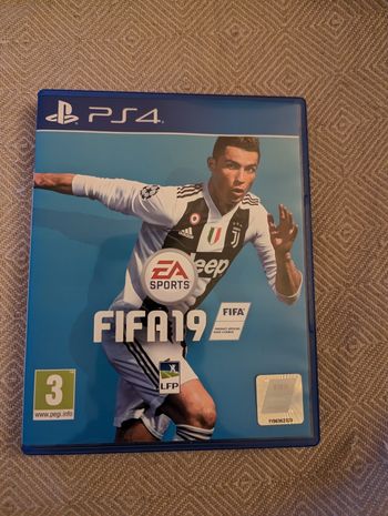 FIFA 2019 sur PS4