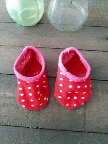 Petits chaussons chaussettes bébé fille naissance