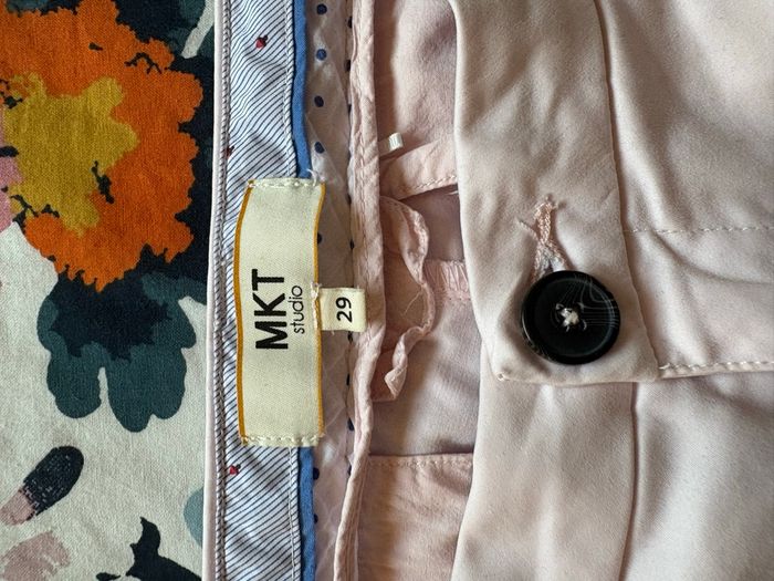 Chino 7/8 MKT Studio neuf sans étiquette taille 39 - photo numéro 2