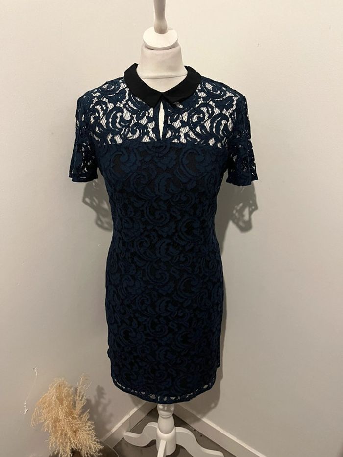 Robe dentelle marine et noire one step S