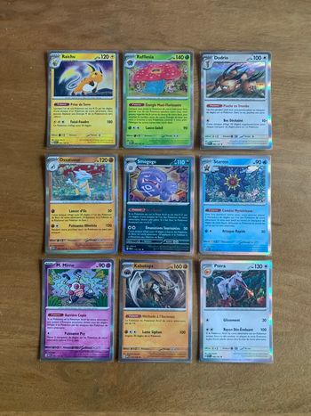 Lot de cartes Pokemon holographiques 151