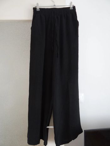 pantalon noir en tissus avec cordons