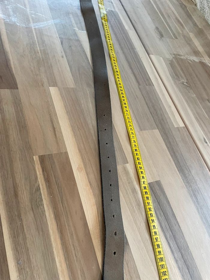 Ceinture Lévis longueur total 105 cm milieu de trou 80cm - photo numéro 8