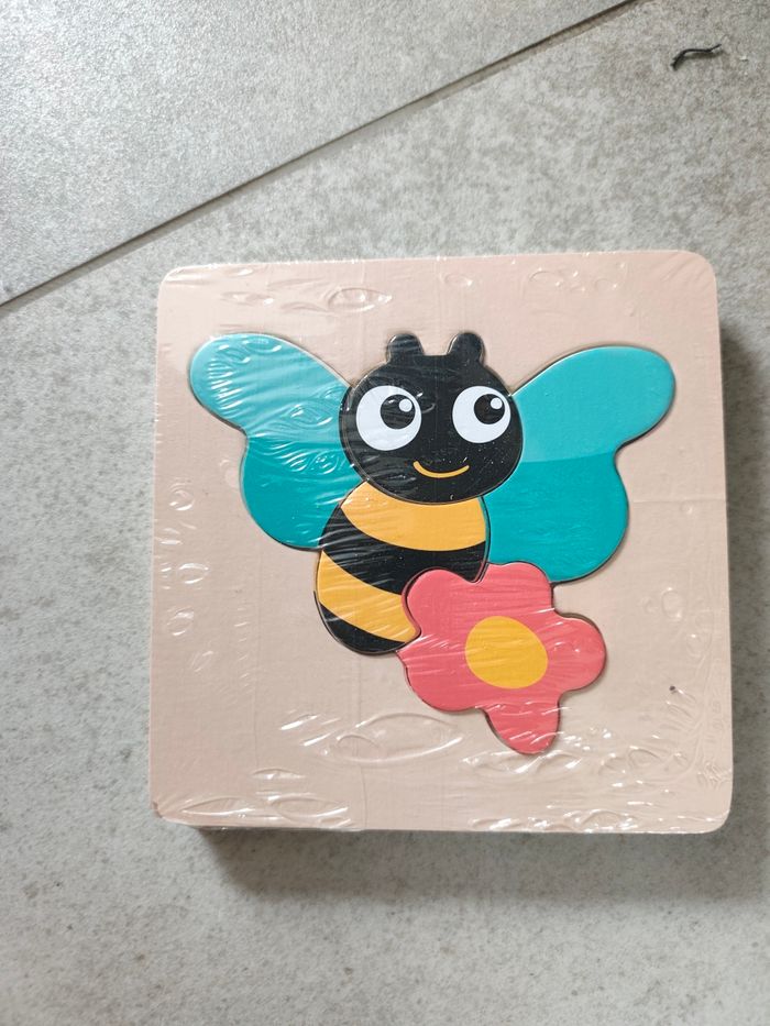 Lot puzzle en bois - photo numéro 2