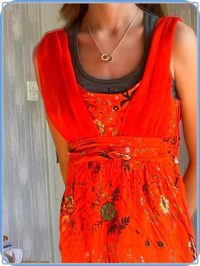 Robe taille 34 marque nafnaf - photo numéro 3