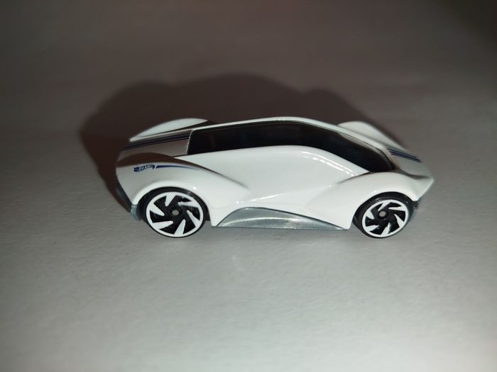 Hot Wheels Exotique Exclusive Multipack 2025 - photo numéro 6